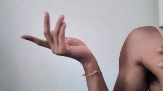 [406.92 MB] - Kiss or Lick? Hairy Armpit Oiling - Indian Honey Feet