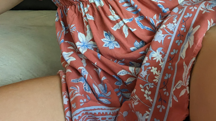 Candice Heart:Sundress Masturbation