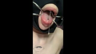 [264.26 MB] - hooded goblin does gross mouth stuff - wasabipups