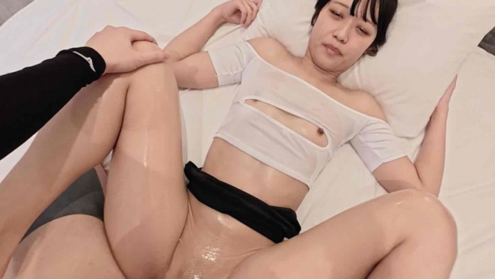 MgirlTV JAPAN:Blowjob & Creampie! This Long-Legged College Girl Is Simply