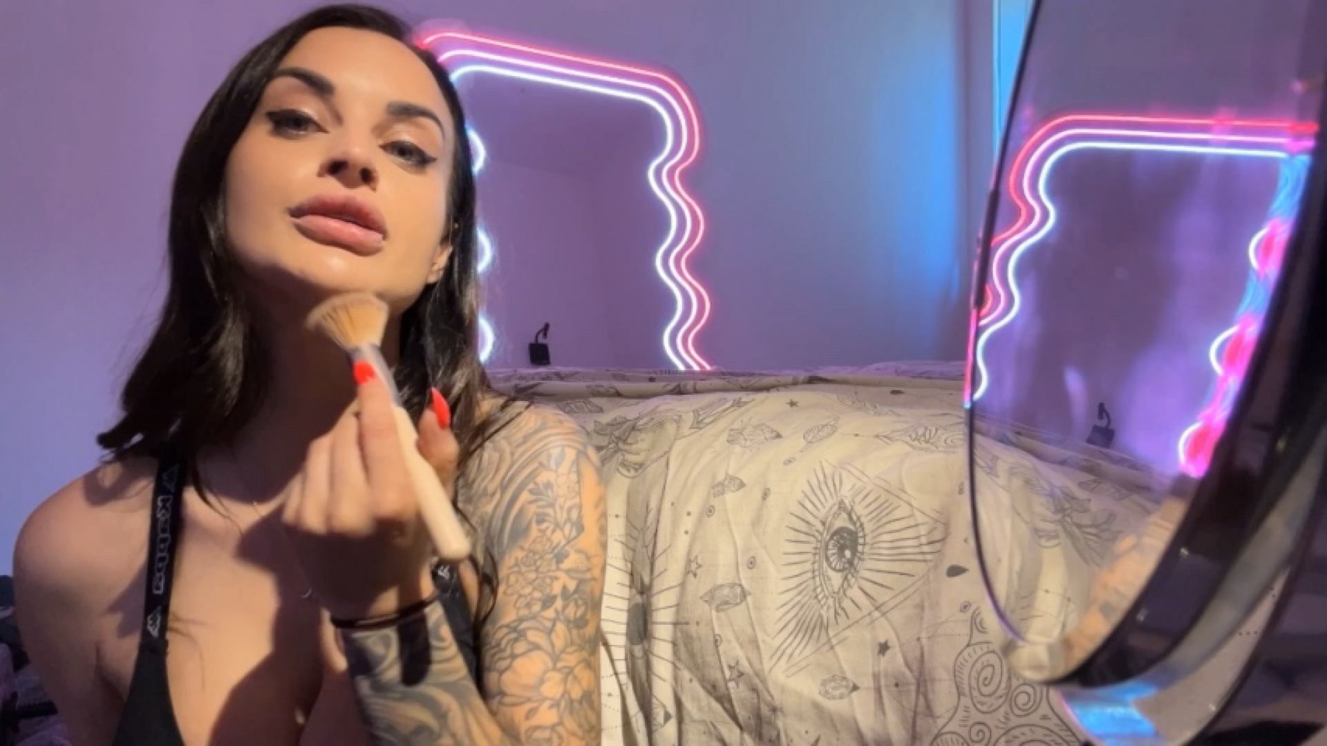 Lovefromhel:Bratty Stepsis Wants to Make You Her Sissy
