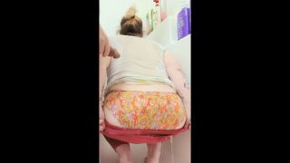 [199.84 MB] - We wet my leggings - Wehavefun
