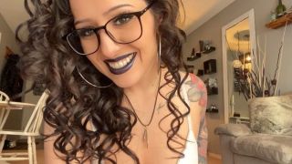 [782.36 MB] - Face Worship/JOI - Blue Lipstick - Nikole North