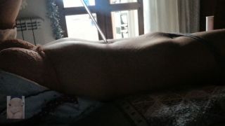 [680.18 MB] - cold object pleasuring my navel - SilentNightNavel