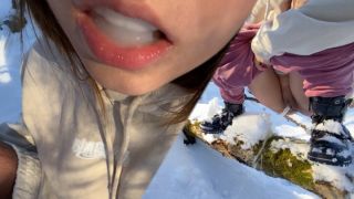 [852.62 MB] - I pee in public city forest and cumplay - peequeen