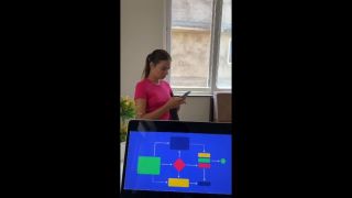 [2.21 GB] - Sucking his cock while he's working.prt1 - corbiexie