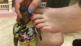 [371.21 MB] - Alien Giantess Earthling Foot Sniffing - kinkydirtybirdie