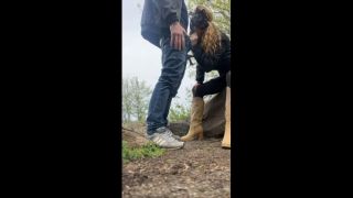 [41.36 MB] - nel bosco mi scopa e mi sborra in bocca - harleyejoker