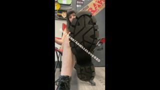 [131.54 MB] - Admire my Boots & smoking - Ariellelove420