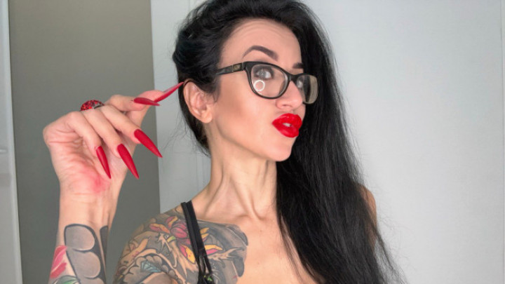 juliadomaina:Finger snapping, finger sucking with RED long nails