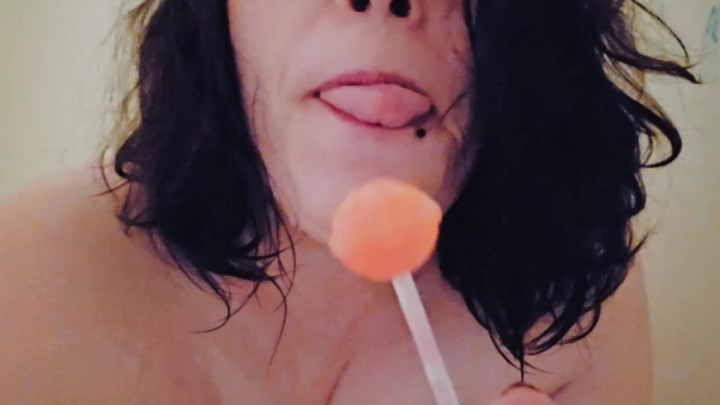BombshellxoBelle:Lollipop &amp;amp; Bubbles