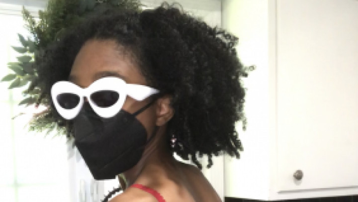 SunflowerLuciie:Black Girl Washing Dishes in Red Lingerie with mask on