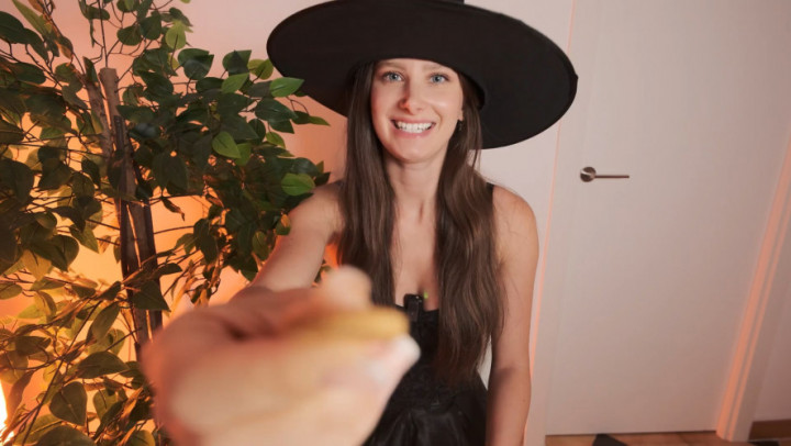 ShunaLuna - Witch Feeds You To Eat You 4k - ManyVids