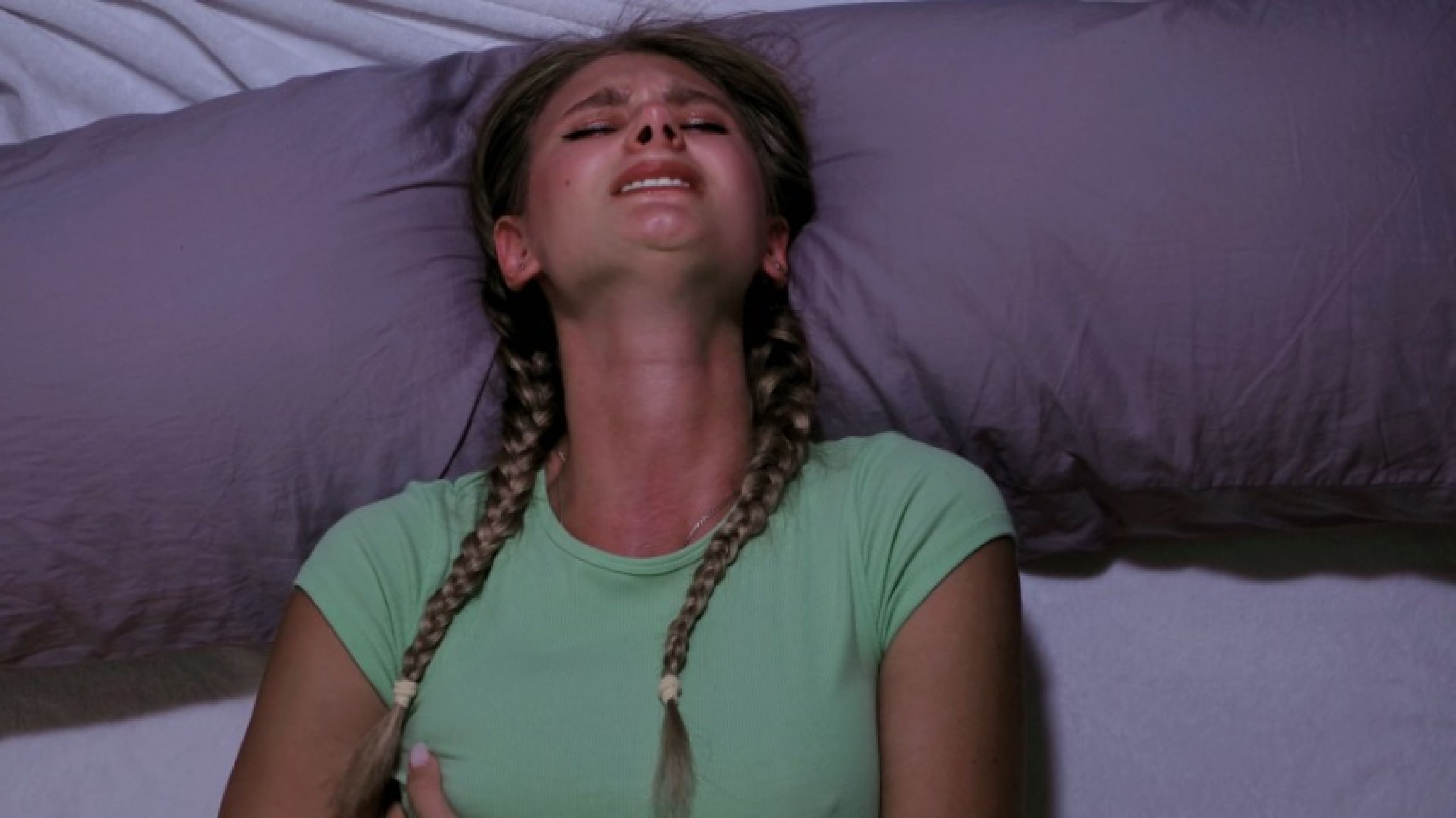 ShunaLuna - Beautiful Agony in 4k - ManyVids