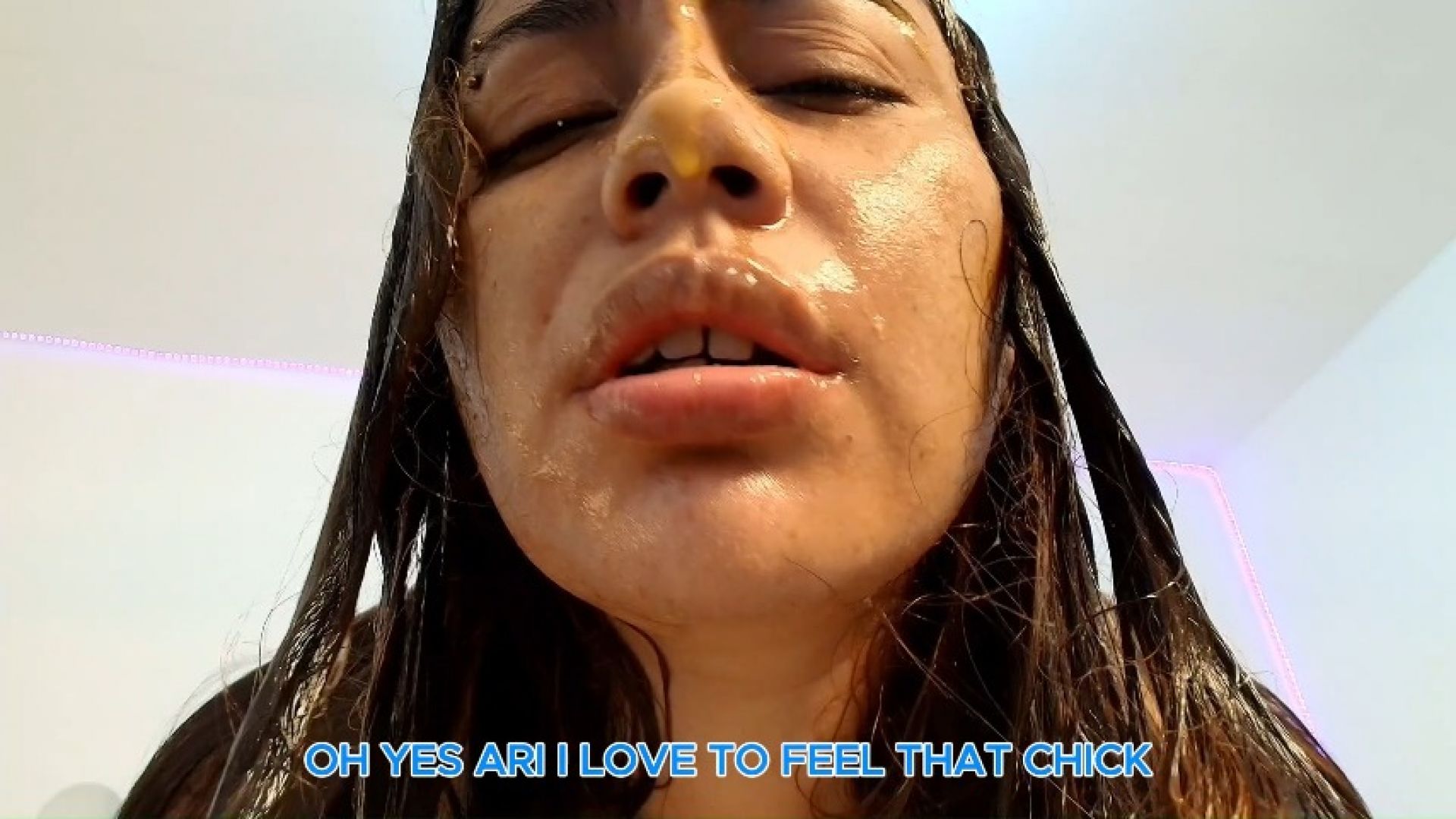 Yeesica:Playing with chicken eggs in my body