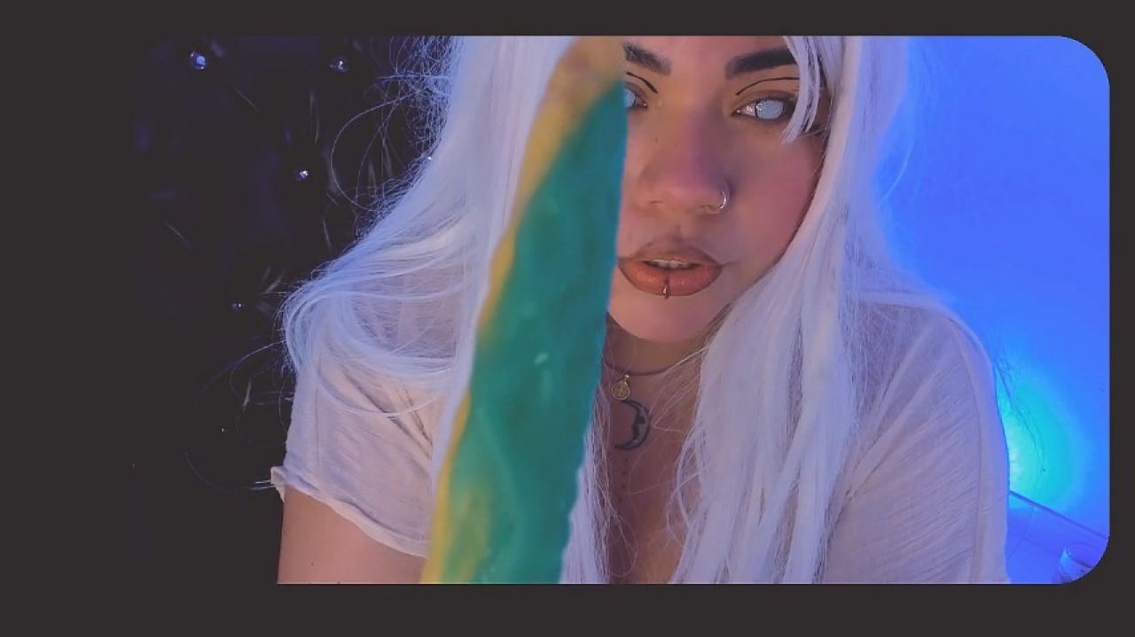 samantalovx:Alien seduces me and fears in my throat