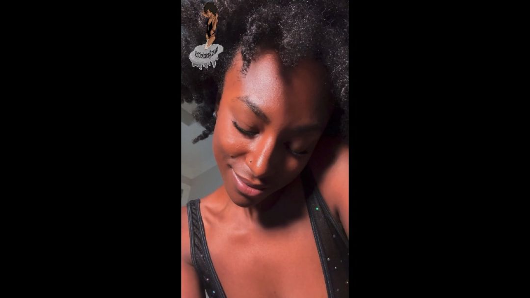 ChrixxxyCream:Non- penetration custom video