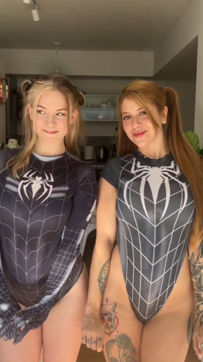 coraljade:Cosplay tik tok compilation