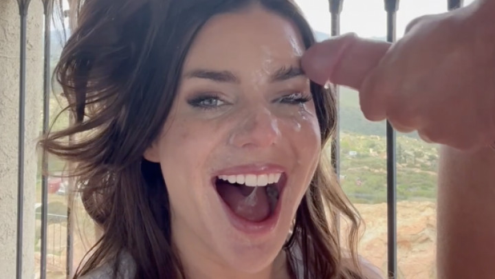Bratty_Maddie_x:Watch Me Get My Asshole Railed