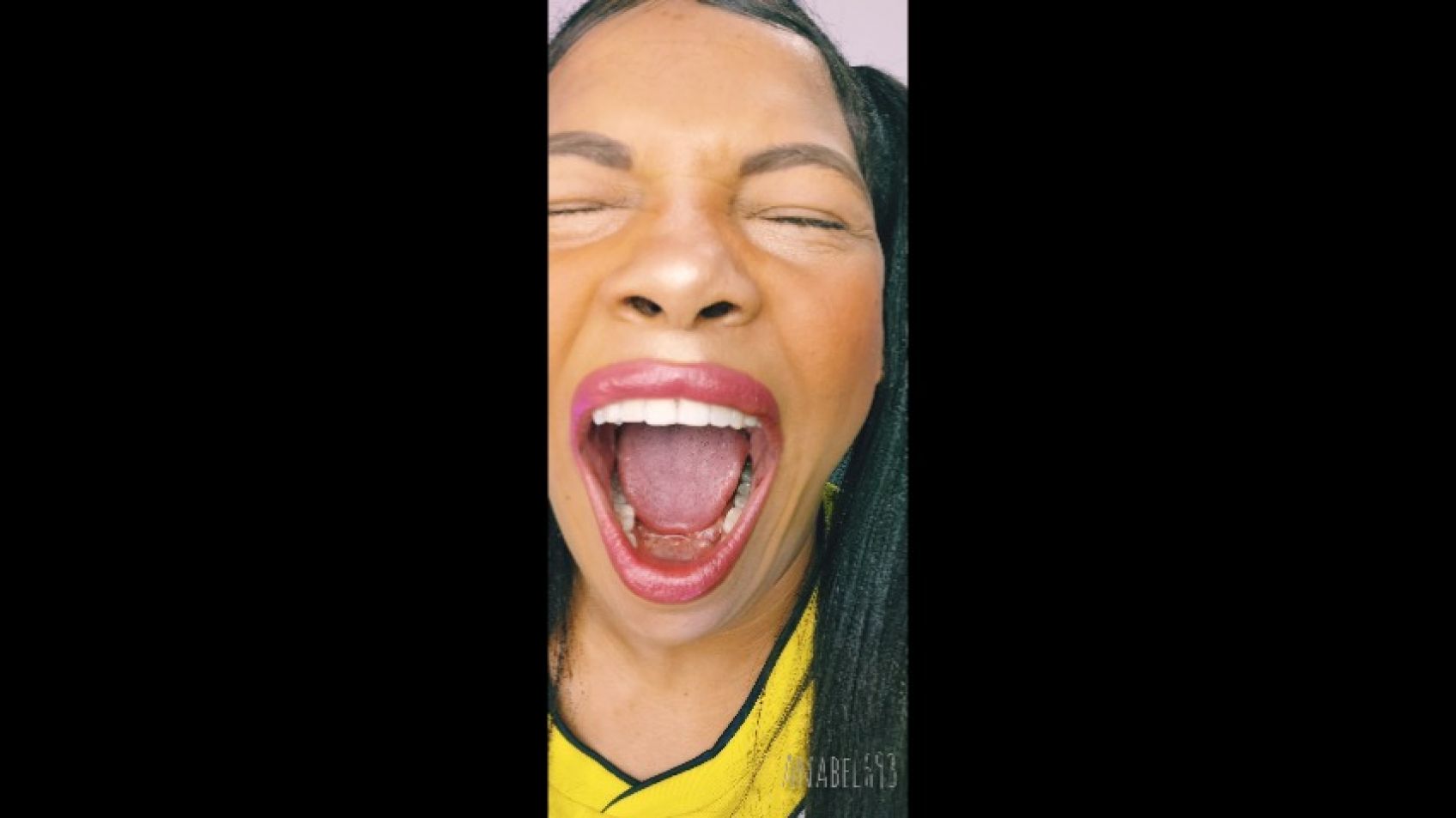 anabel693:yawning with my huge mouth