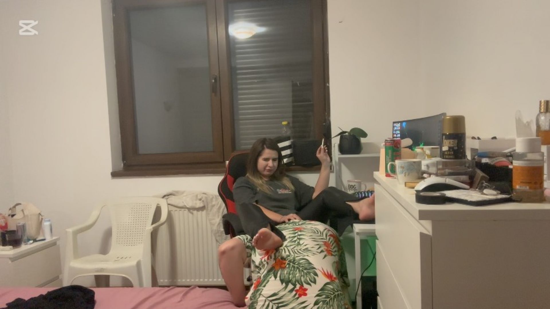 NipsAndStrips:Farting therapy session