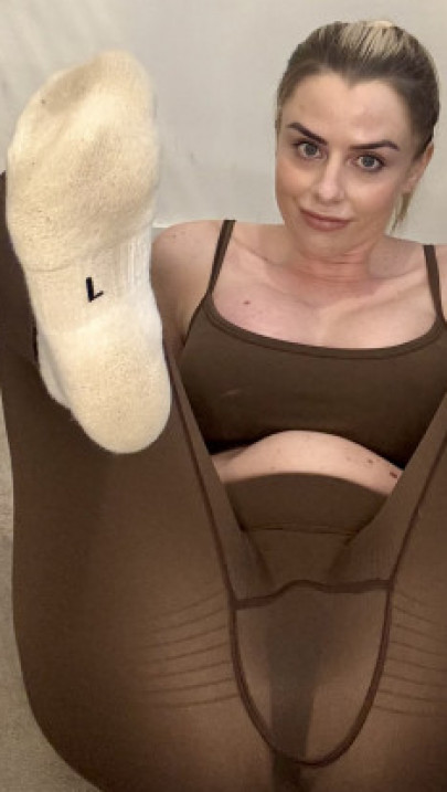 Emmac_xxx:Clean me after the gym