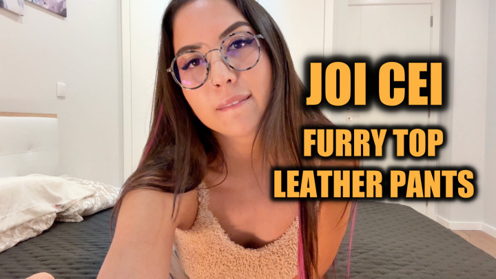 Itsxlilix:CUM ON MY BOOBS WITH THIS FURRY TOP AND LEATHER PANTS