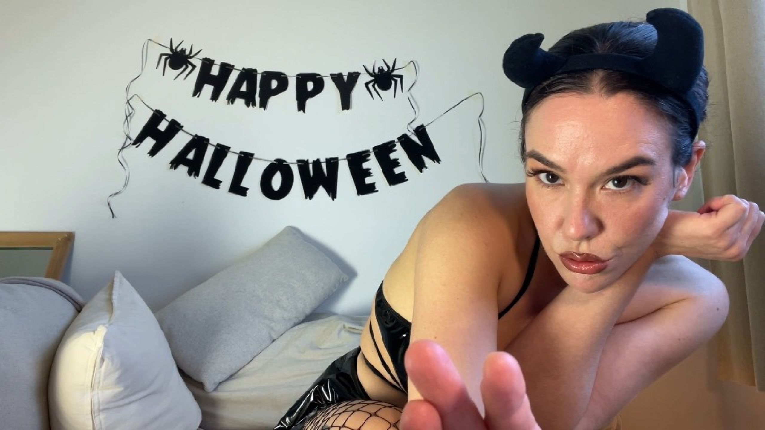 Milk_honey_lullabies:Bare tits, filled ass and stuffed pussy live stream peek