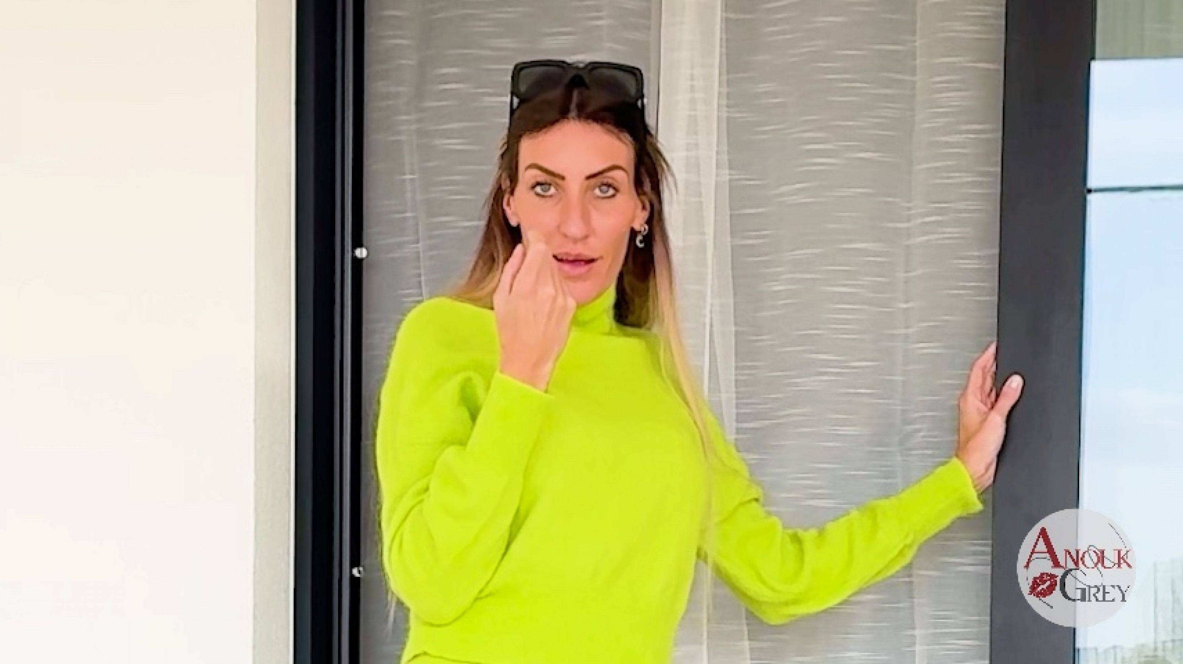 AnoukGrey:I love this outfit, to get f$cked in