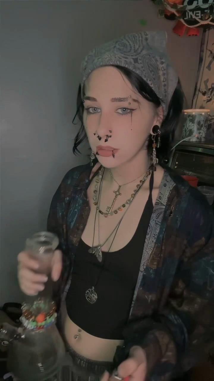 MacabreMutt:Smoking compilation