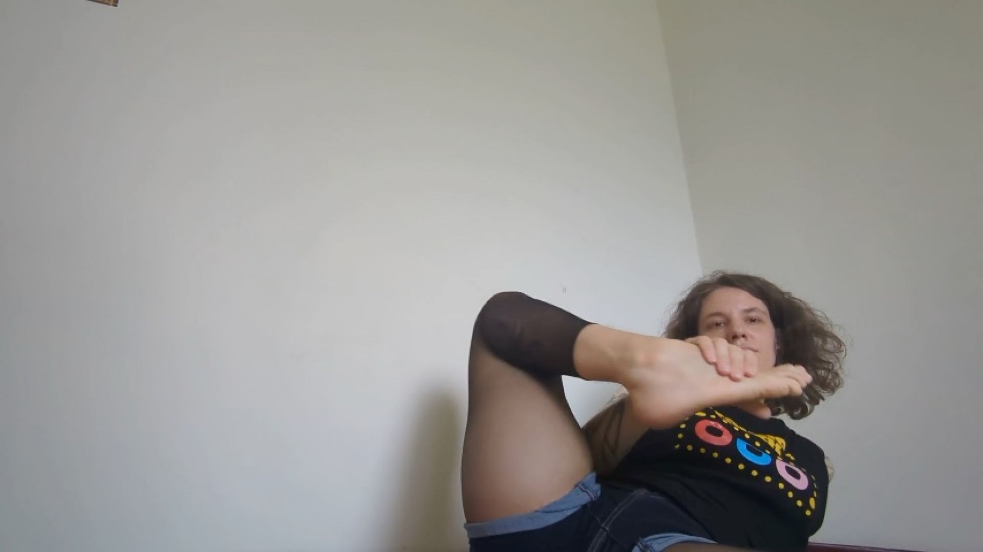 DreamCrusherGiantess:Foot licking