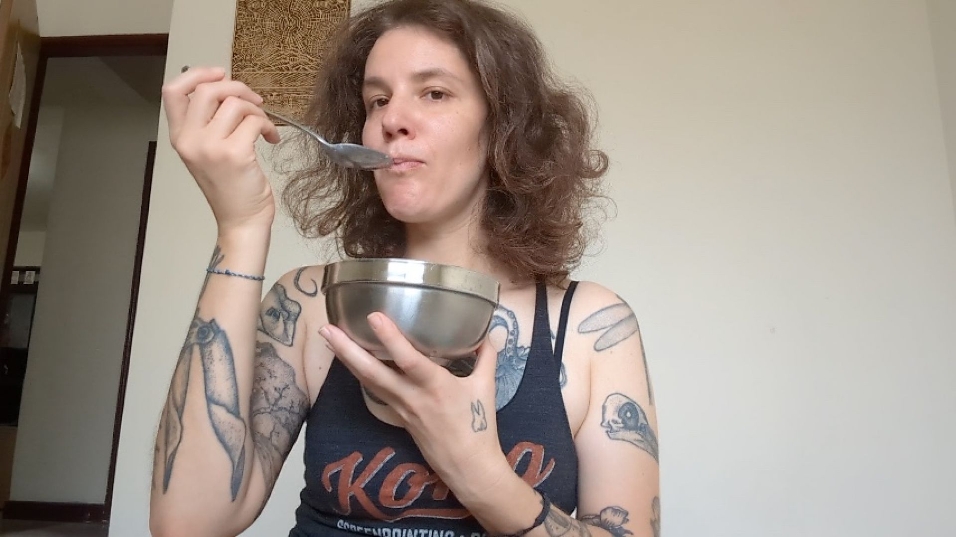DreamCrusherGiantess:Messy cereal