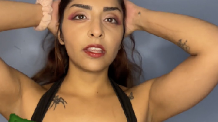 Heavensbunny:POV: Brown Baddie Catches You Getting Turned On to Armpits