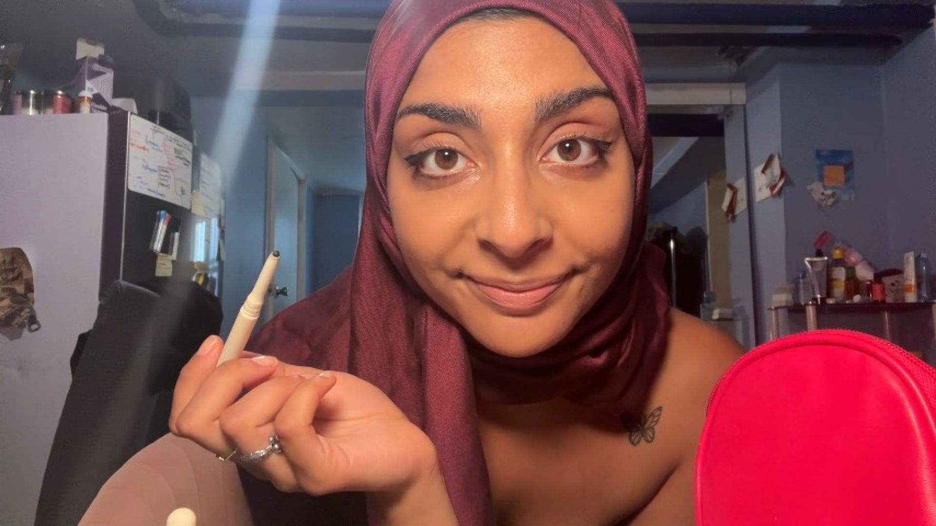 Heavensbunny:POV: Arab Goddess Does Makeup While Instructing You, JOI
