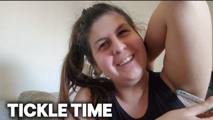 abigaillatina:I Can't Stop Laughing While I Tickled My Hairy Armpits