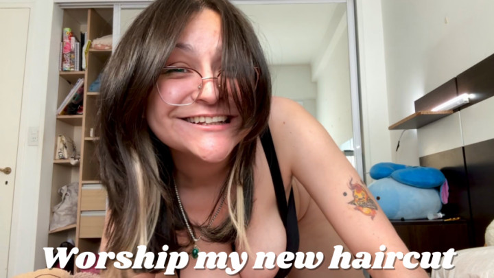 Lizzsweet6:Worship my new haircut