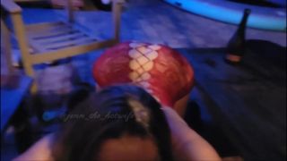 JennTheHotwife - Hotwife sucks Bull on patio - ManyVids