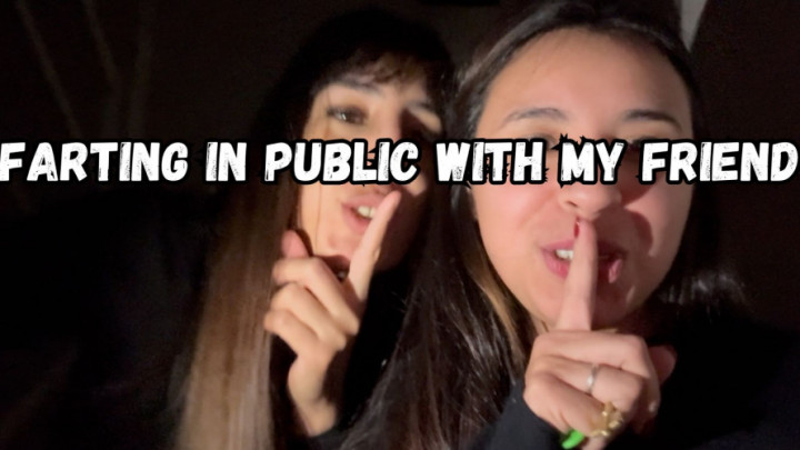 Jasminesexx:Farting In public with my Friends
