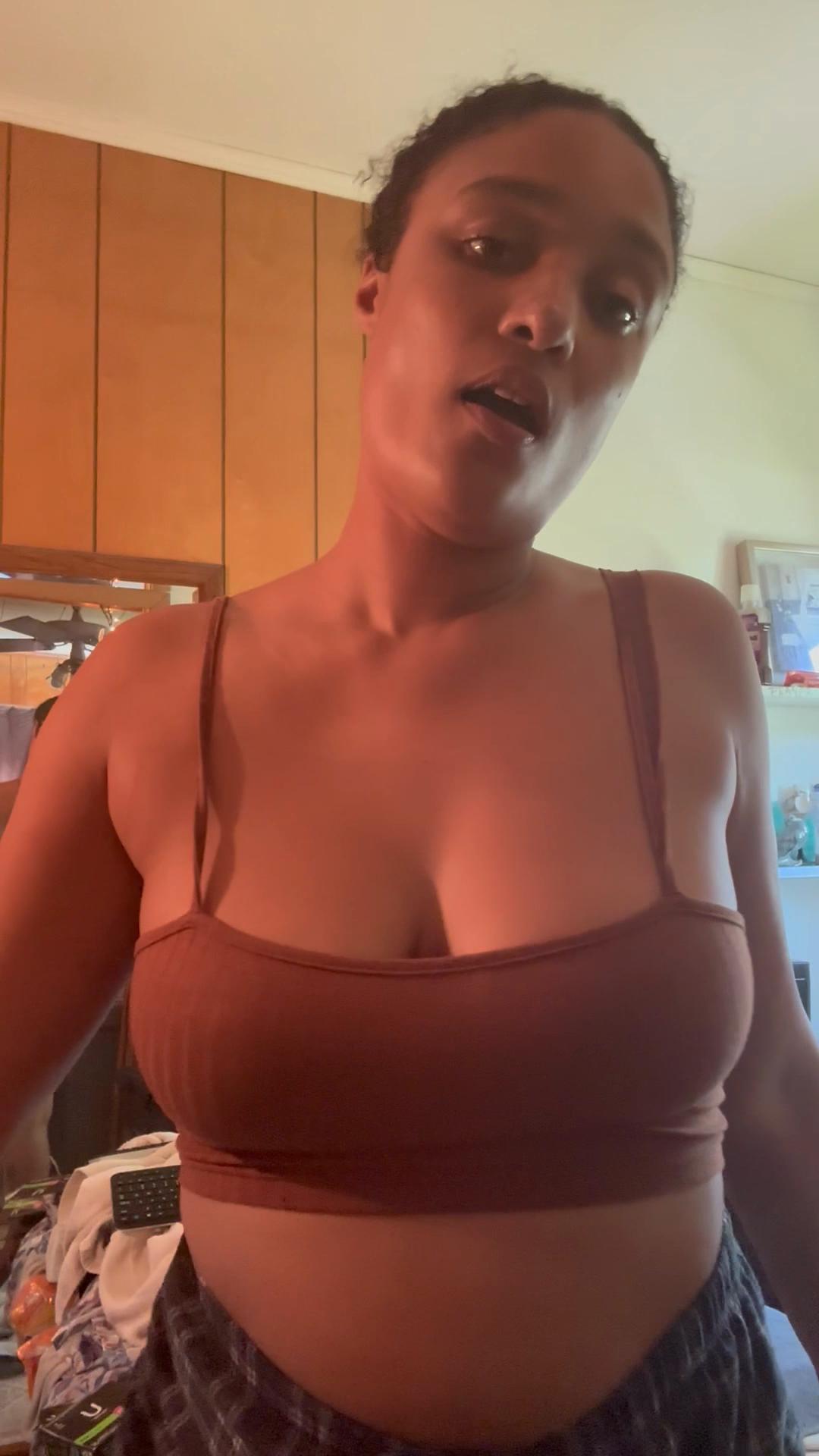 NOLIANA:So small