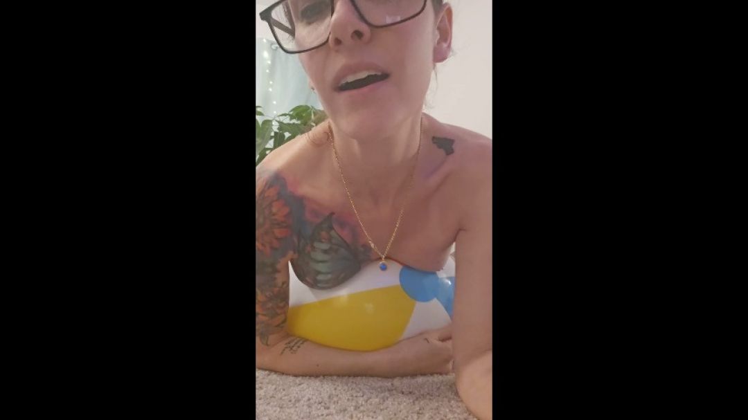 Yournaughtysuccubus:Redhead Loonergirl Beachball Dildo Suck and Fuck Punishment