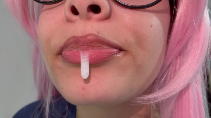 AmayaMori:AWESOME SPITTING MOUTH LATINA  Ebony big mouth