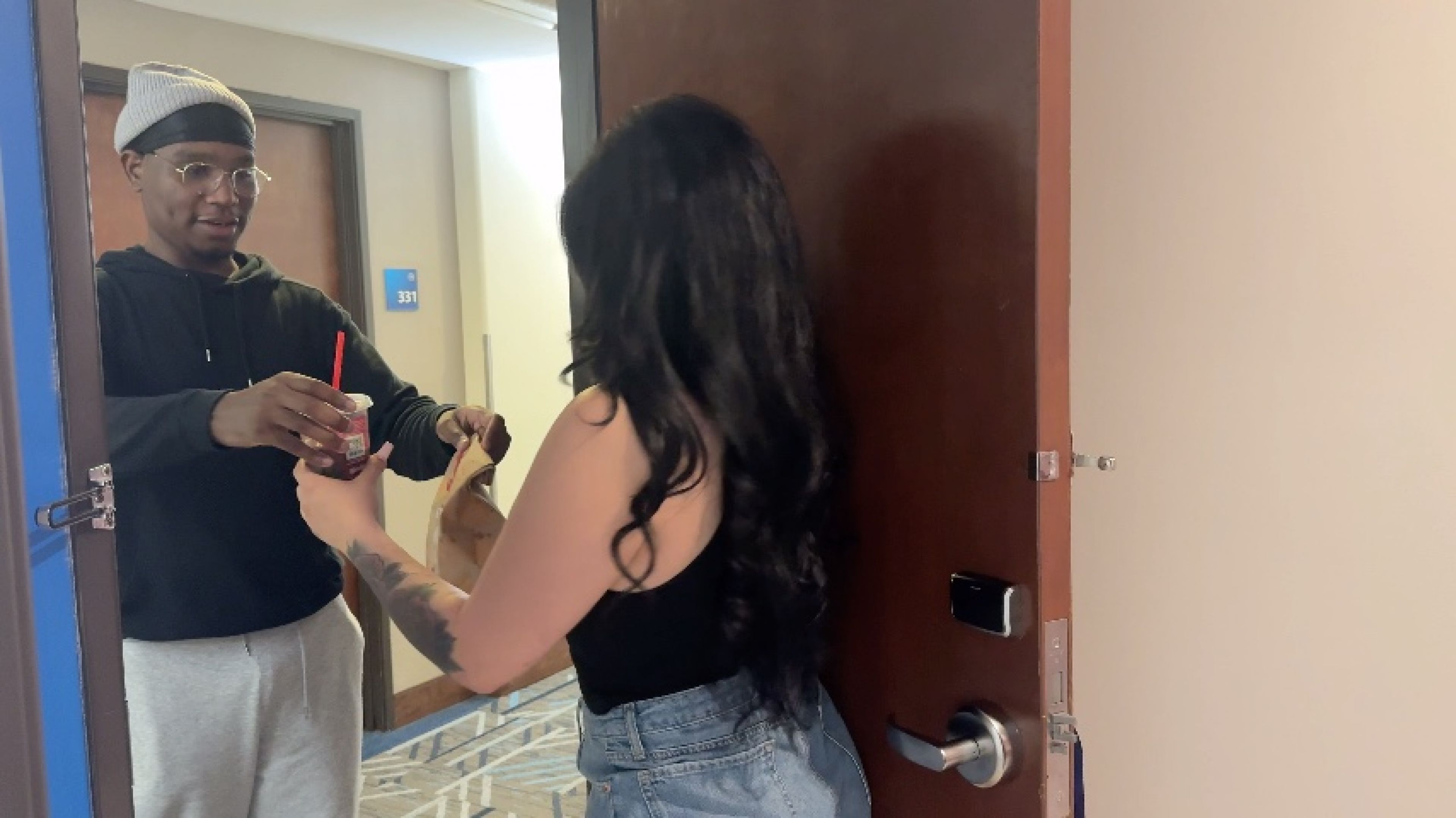 Adrianathebimbo:DoorDash driver ate my food I made him repay me