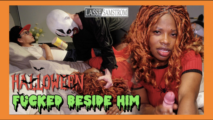 lassesamstrom:Halloween: My Boyfriend Watched Me - Get Fucked by a Ghost