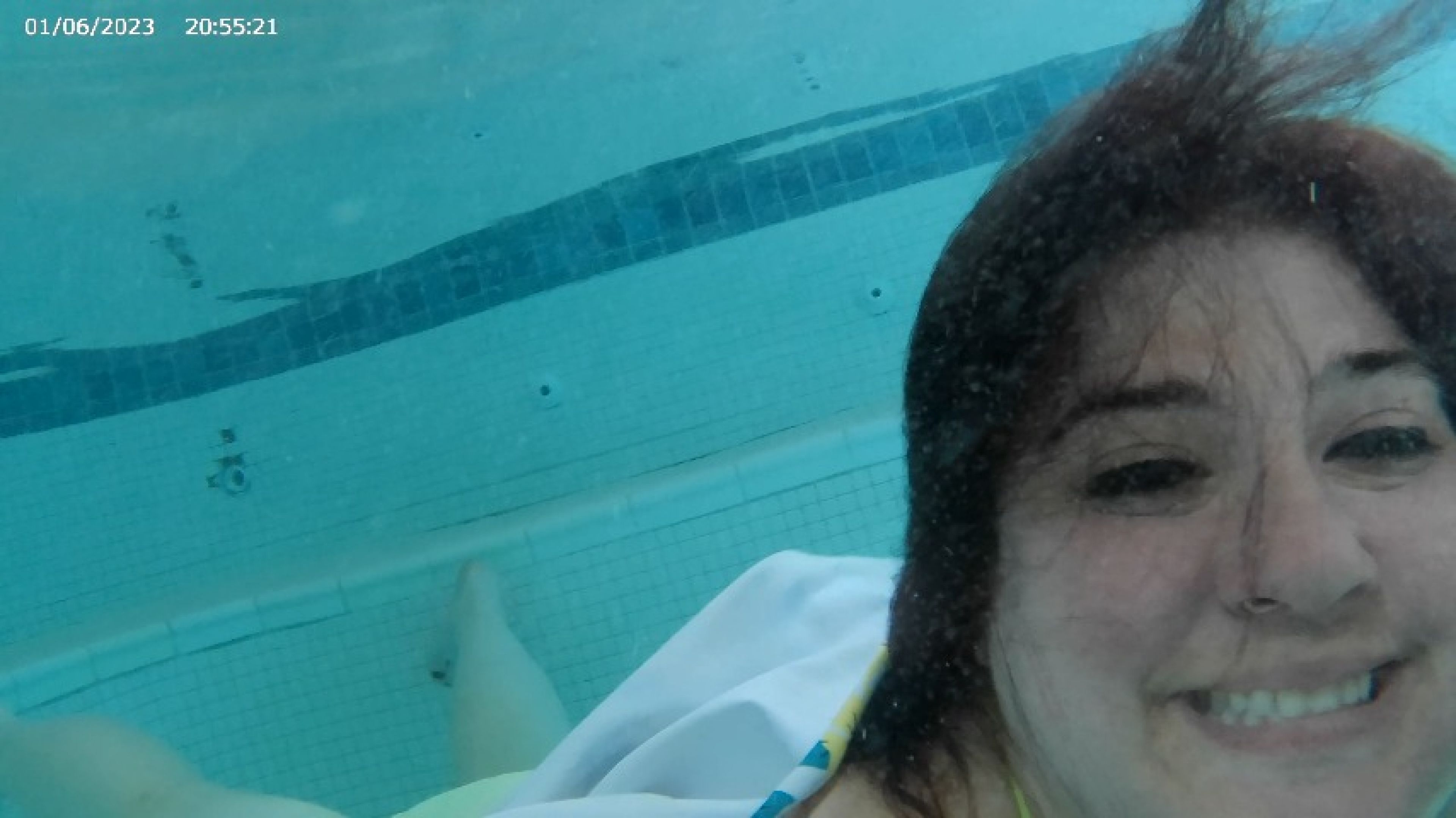 Tonguegirl90:afternoon swim