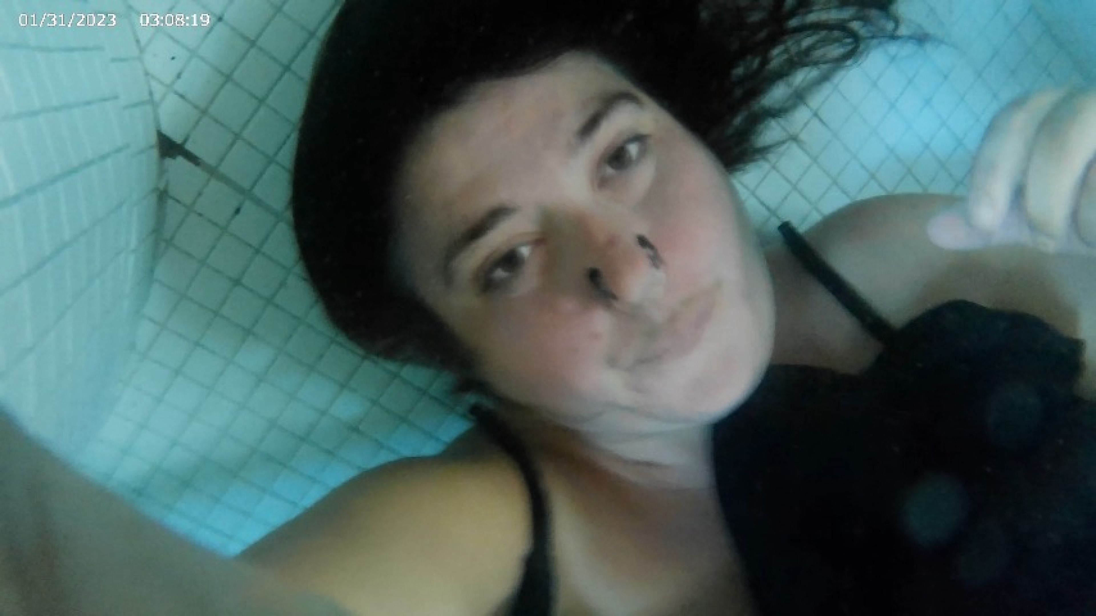 Tonguegirl90:i love this underwater pole