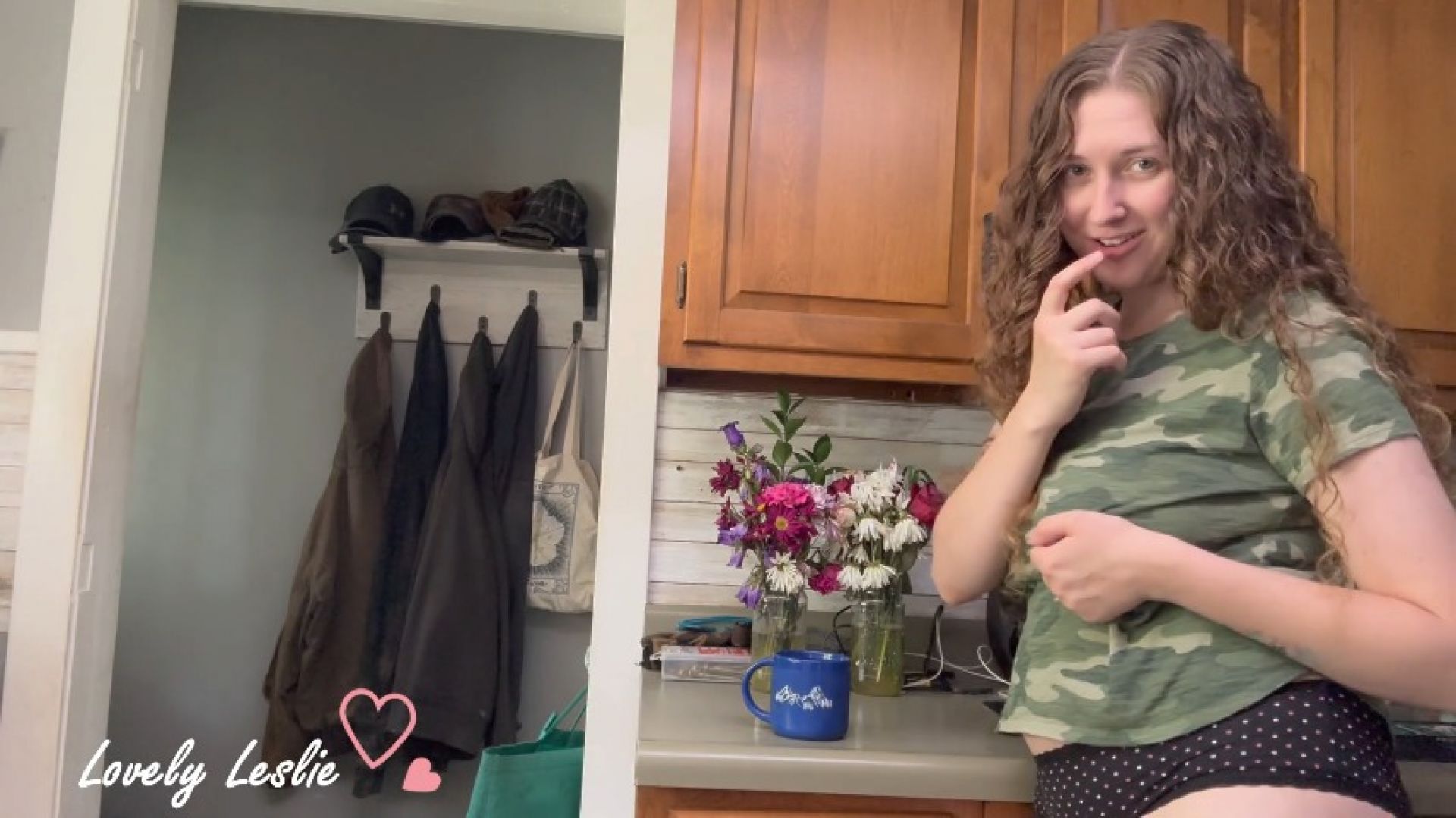LovelyLeslie:How Did I Make Him Cum