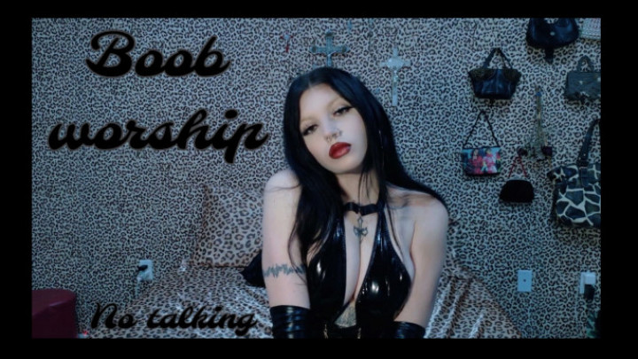 luckysevyn:Boob Worship  no talking