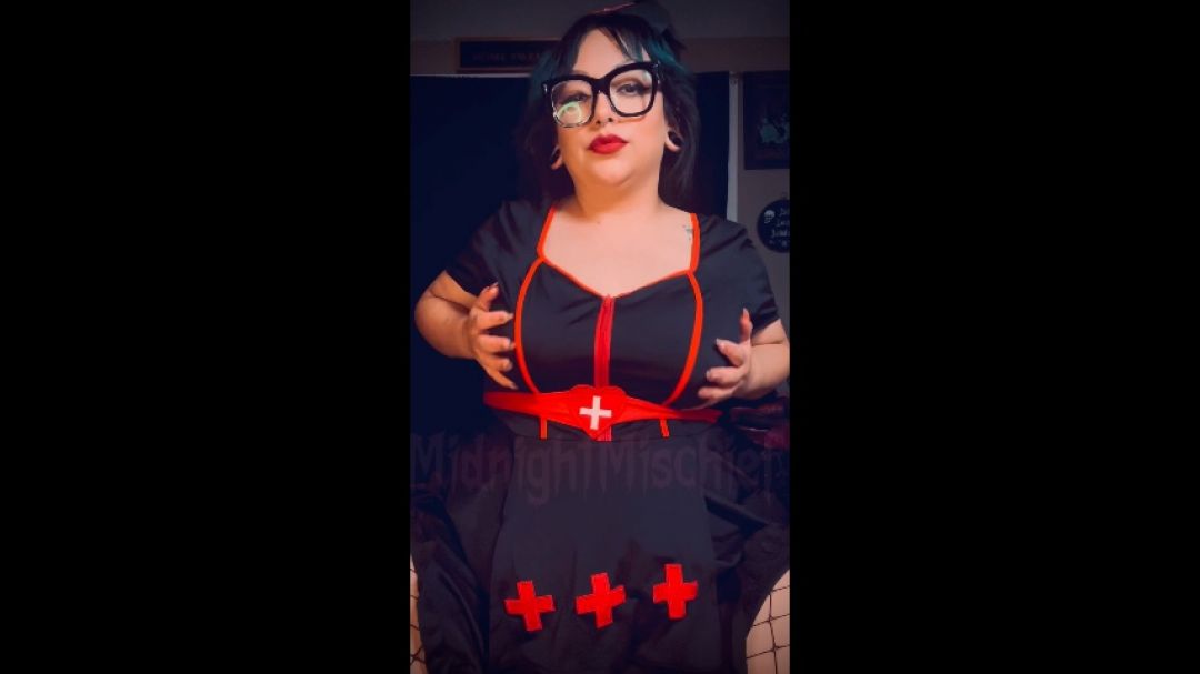 Midnightmischief:Part 1: Bbw Nurse Pussy Play