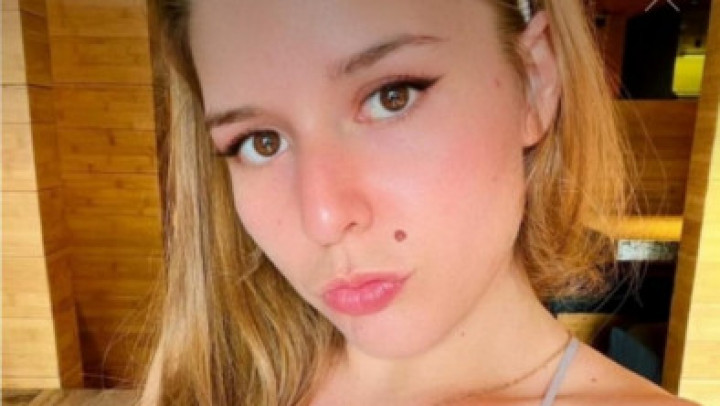 skrolldown:teen beauty 1st date fresh pussy nice boobs