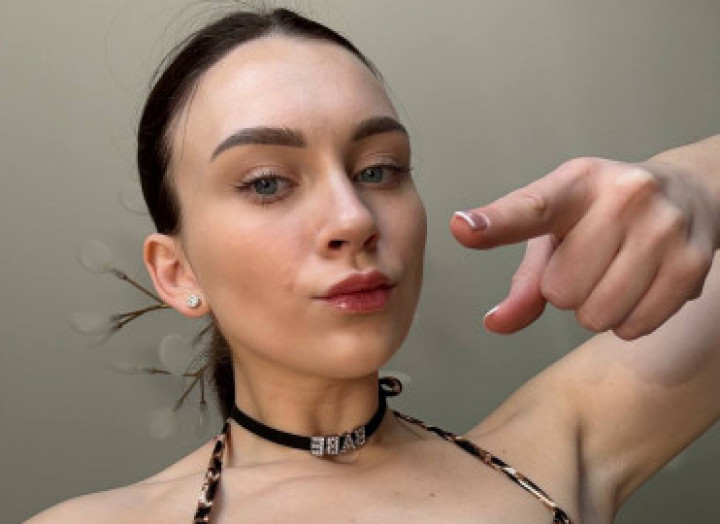 Luludoll:juicy cock sucking